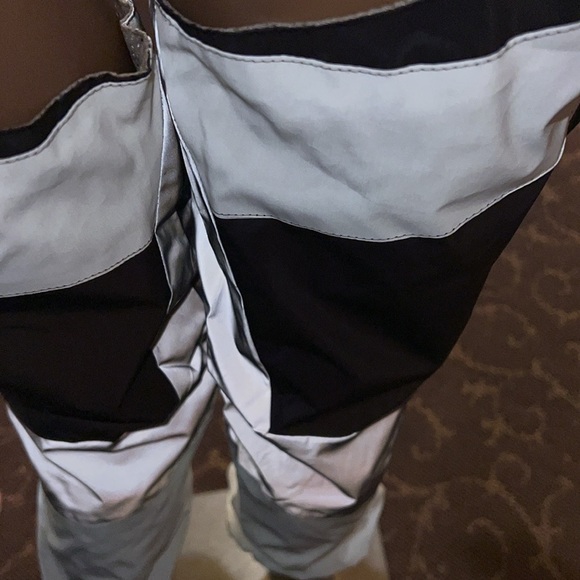 Unisex Reflective Chain Chaps - Picture 6 of 14